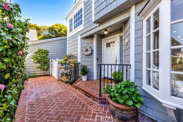 Detail Gallery Image 2 of 50 For 33976 Cape Cove, Dana Point,  CA 92629 - 3 Beds | 2/1 Baths