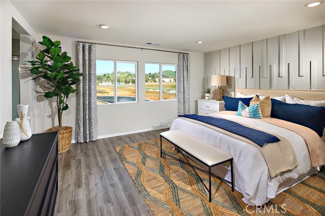 Detail Gallery Image 9 of 22 For 8157 Perada St, Jurupa Valley,  CA 92509 - 5 Beds | 3 Baths