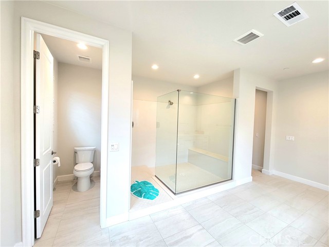 Detail Gallery Image 27 of 37 For 346 Sawbuck, Irvine,  CA 92618 - 5 Beds | 5/3 Baths
