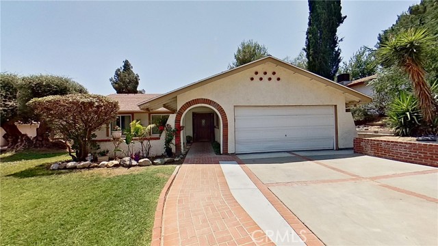 Detail Gallery Image 1 of 1 For 20910 Calwood St, Saugus,  CA 91350 - 4 Beds | 2 Baths