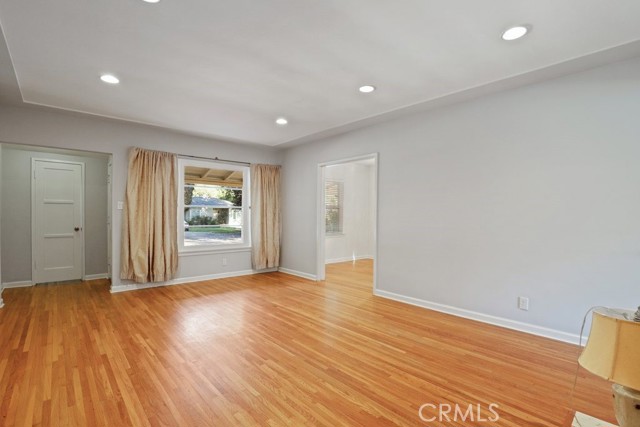 5725 Lemp Avenue photo 7