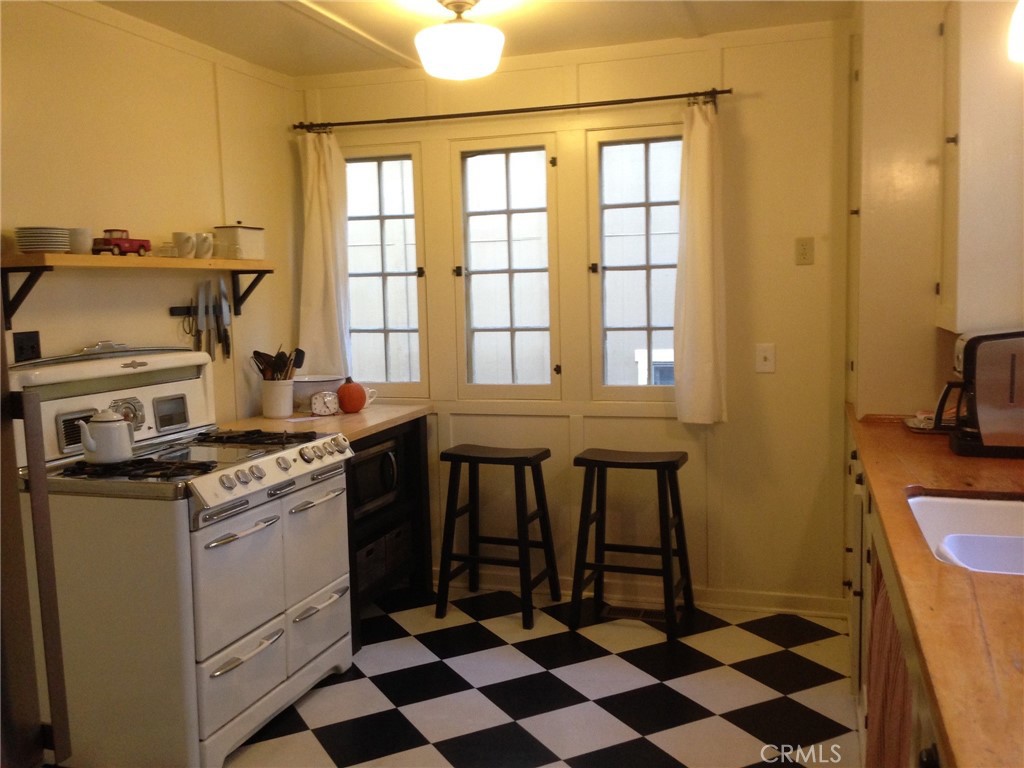 MLS #IG25263463 image #15