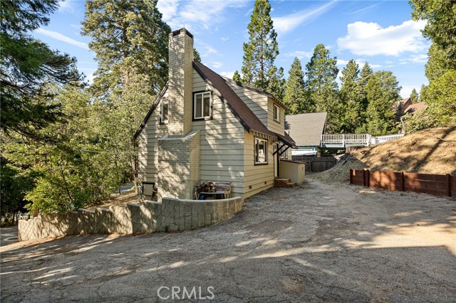 Detail Gallery Image 5 of 27 For 28991 Palisades Dr, Lake Arrowhead,  CA 92352 - 3 Beds | 2 Baths