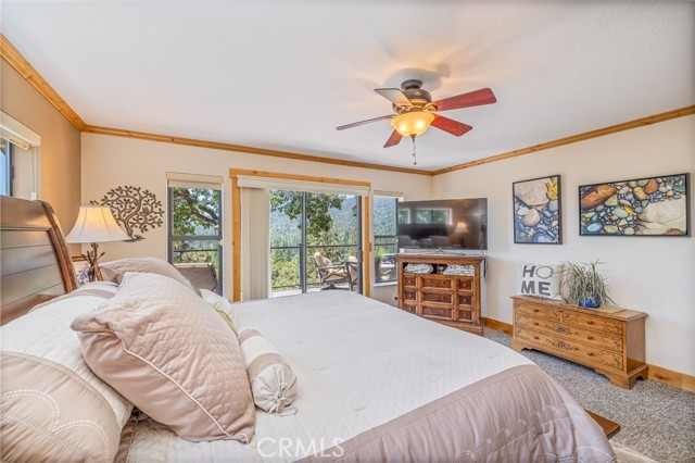 Detail Gallery Image 16 of 69 For 38800 Fawn Point Ln, Bass Lake,  CA 93604 - 5 Beds | 3/1 Baths