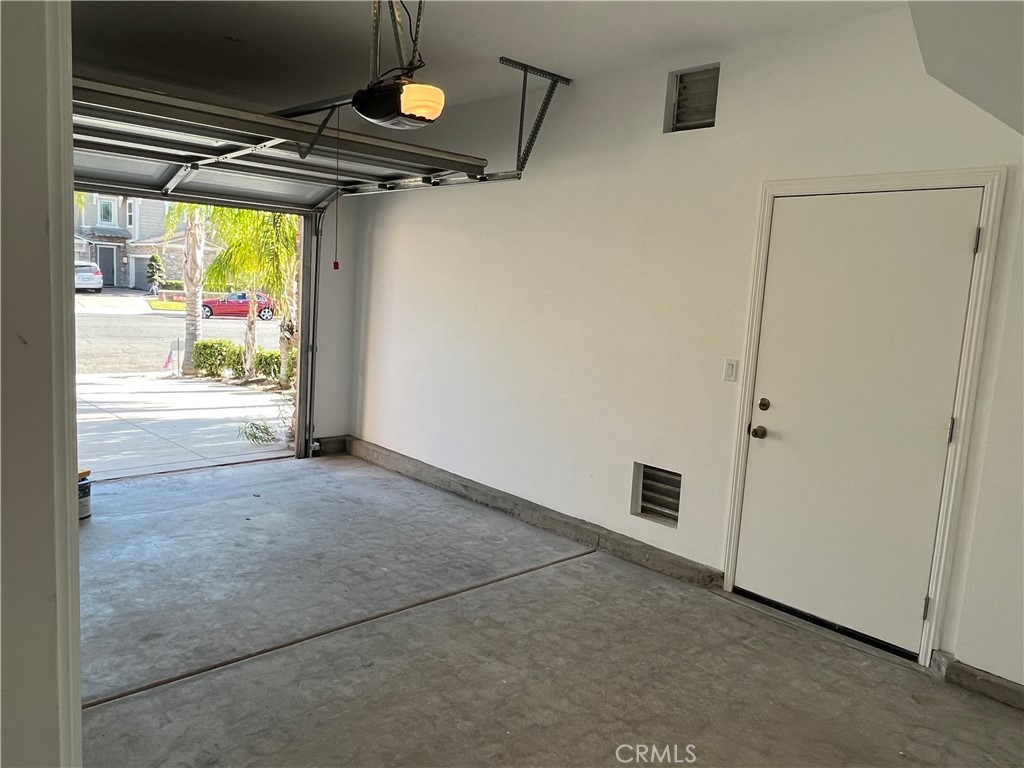 MLS #OC25262182 image #43