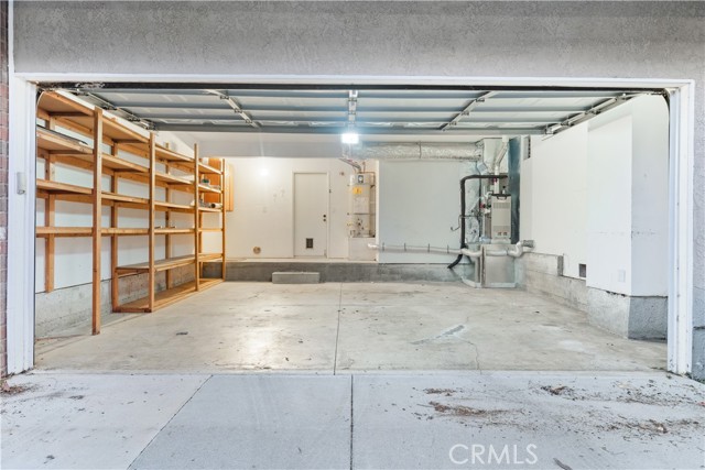 83 Weepingwood, Irvine CA: https://media.crmls.org/medias/ae780587-4e64-4f31-ace2-e9e748ab5bb1.jpg