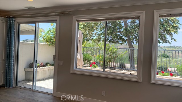 Detail Gallery Image 10 of 29 For 161 Seacountry Ln, Rancho Santa Margarita,  CA 92688 - 4 Beds | 2/1 Baths