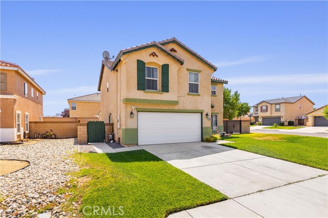 Detail Gallery Image 3 of 35 For 45064 18th St E St, Lancaster,  CA 93535 - 4 Beds | 3 Baths