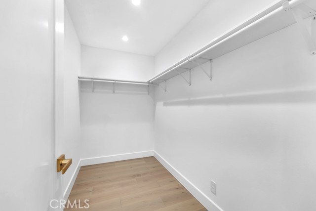 9500 Texhoma Avenue, Northridge CA: https://media.crmls.org/medias/ae7a447f-79c6-4776-8eaa-1ddacfa6ed78.jpg
