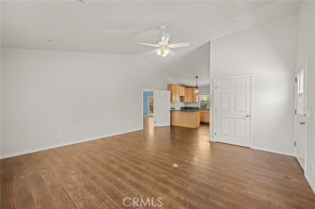 460 Pile Street, Ramona CA: https://media.crmls.org/medias/ae7a537b-4f47-47d3-a7ee-b052e67bf7ef.jpg