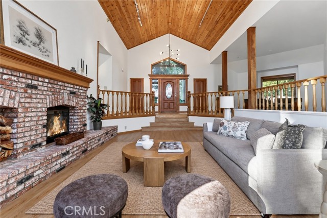 Front Image Thumbnail for CRIG26212240