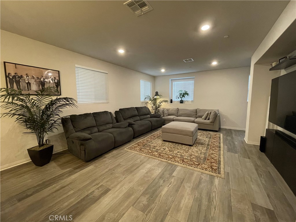 14716 Sherman Way