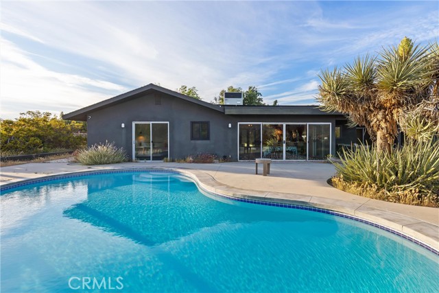 Detail Gallery Image 23 of 67 For 58747 San Marino, Yucca Valley,  CA 92284 - 3 Beds | 2/1 Baths