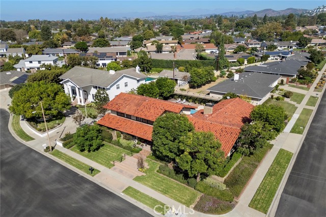 Detail Gallery Image 5 of 52 For 18021 Bryce Pl, North Tustin,  CA 92705 - 5 Beds | 4 Baths