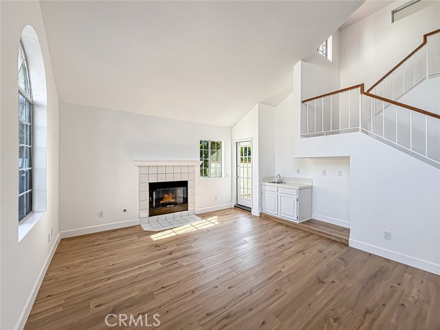 Detail Gallery Image 6 of 34 For 206 Camino Cortina, Camarillo,  CA 93010 - 3 Beds | 3 Baths