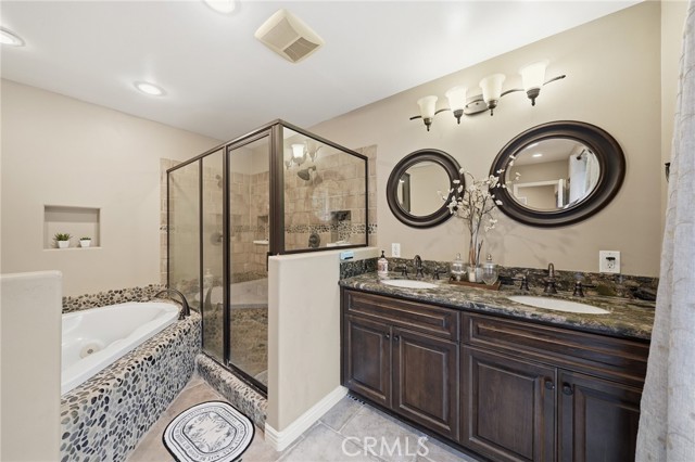 Detail Gallery Image 12 of 56 For 706 Nancy Ln, Fullerton,  CA 92831 - 4 Beds | 2/1 Baths