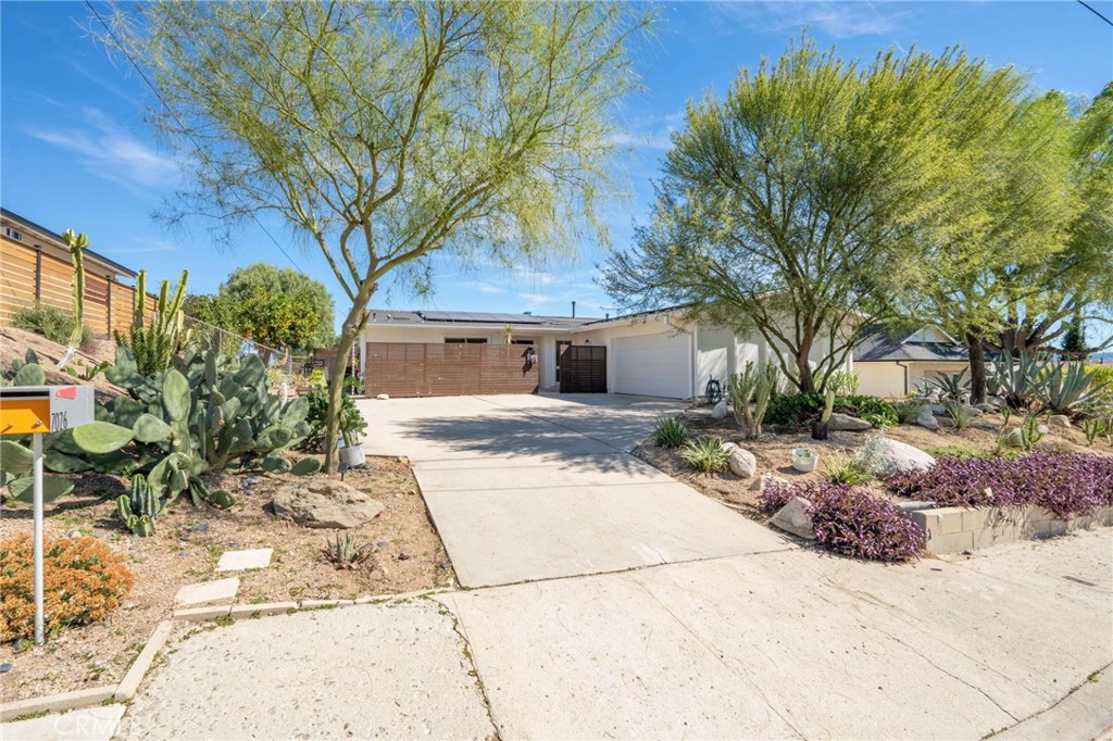 7026 Middlesbury Ridge