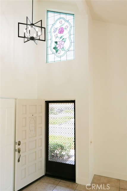 21395 Via Del Lobo, Yorba Linda CA: https://media.crmls.org/medias/ae7f09f5-92ca-429a-81bb-1e28f41ff7e0.jpg