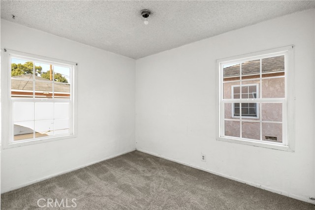 Detail Gallery Image 27 of 43 For 333 E Smith St, Long Beach,  CA 90805 - 3 Beds | 2 Baths