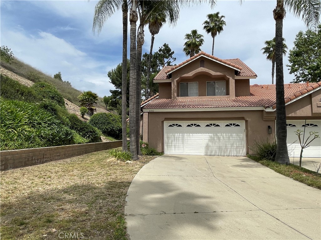 2302 Calle Sabina
