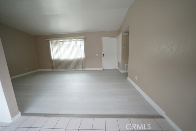 Detail Gallery Image 5 of 14 For 2012 S Garfield Ave #C,  Monterey Park,  CA 91754 - 2 Beds | 1/1 Baths