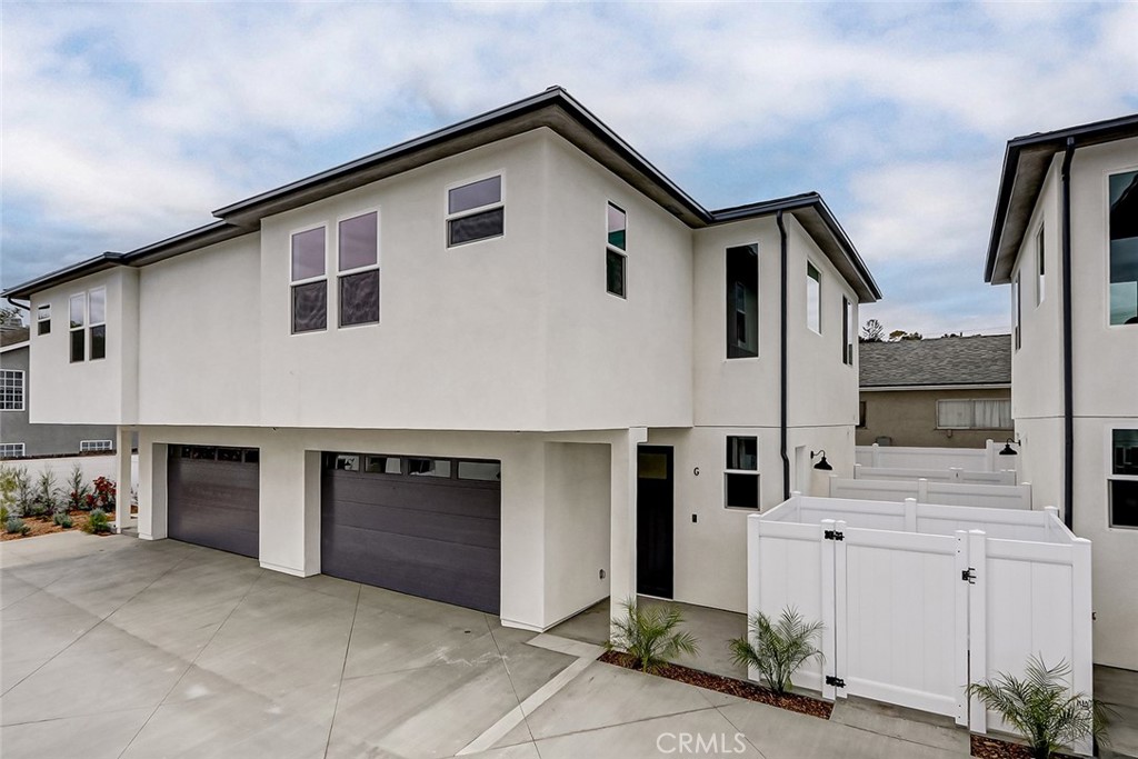 26016 Oak Street #G