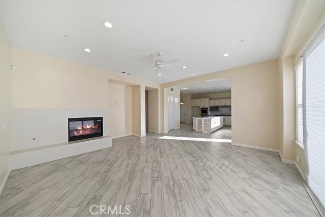 Detail Gallery Image 24 of 61 For 3094 Crystal Ridge Ln, Colton,  CA 92324 - 5 Beds | 5/1 Baths