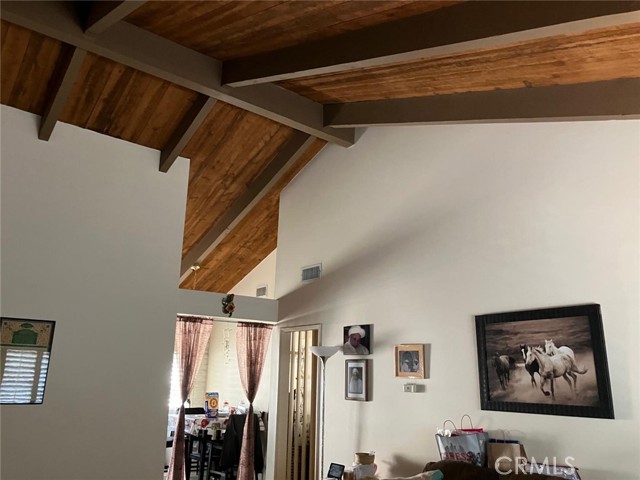 5076 Lakeview Avenue, Yorba Linda CA: https://media.crmls.org/medias/ae815d67-437a-4f1f-b910-250d099a3719.jpg