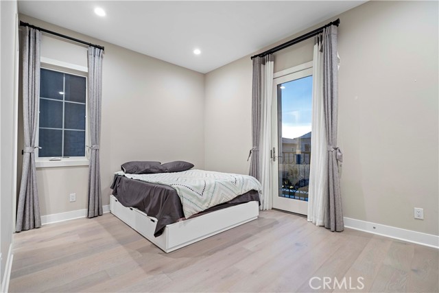 Detail Gallery Image 32 of 36 For 115 Interstellar, Irvine,  CA 92618 - 5 Beds | 5/1 Baths