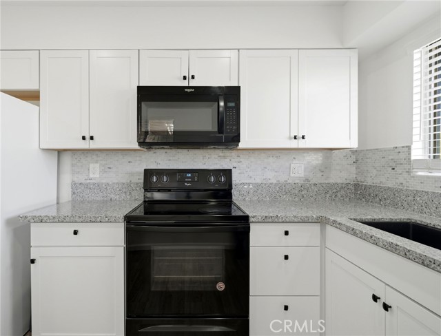 Detail Gallery Image 7 of 19 For 26923 Augusta, Menifee,  CA 92586 - 2 Beds | 2 Baths