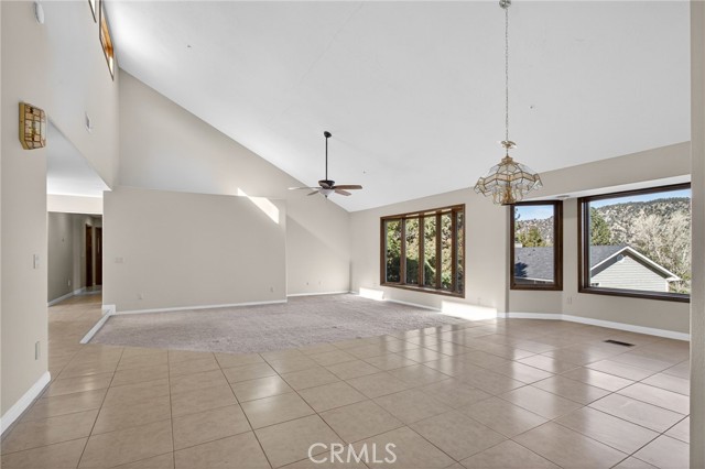 Detail Gallery Image 3 of 70 For 5328 Shirley J, Wrightwood,  CA 92397 - 8 Beds | 4/1 Baths