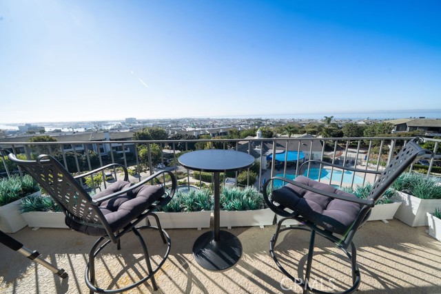 Detail Gallery Image 14 of 57 For 101 Scholz Plaza Ph 16, Newport Beach,  CA 92663 - 2 Beds | 2 Baths