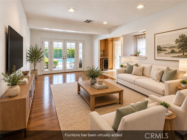 1104 North Screenland Drive photo 9