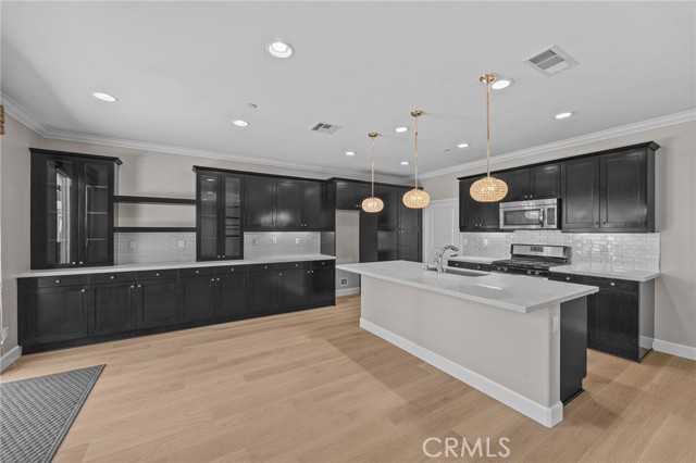 Image 8 of 38 For 2828 Villa Catalonia Court