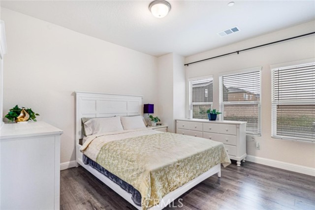 Detail Gallery Image 18 of 35 For 1553 N State, Fresno,  CA 93722 - 3 Beds | 2 Baths