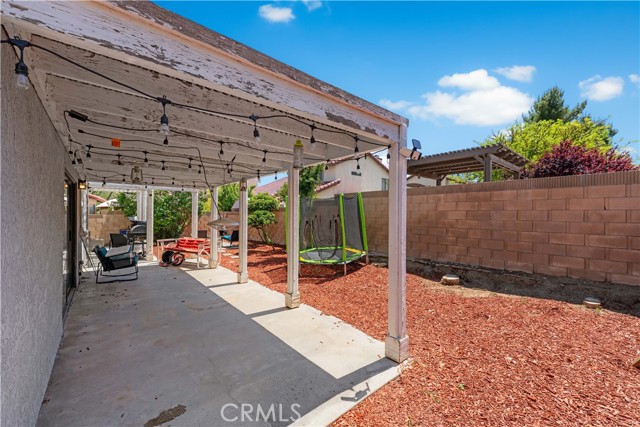 3046 W Avenue J4, Lancaster CA: https://media.crmls.org/medias/ae886153-e10b-4d02-ba11-4f25a5f6836c.jpg