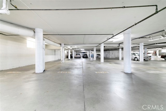 Detail Gallery Image 30 of 38 For 605 N Louise St #106,  Glendale,  CA 91206 - 2 Beds | 2 Baths