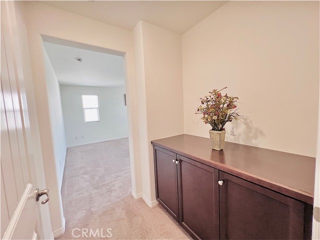 Detail Gallery Image 12 of 49 For 3172 E Mount Rainier Dr, Ontario,  CA 91762 - 4 Beds | 3 Baths