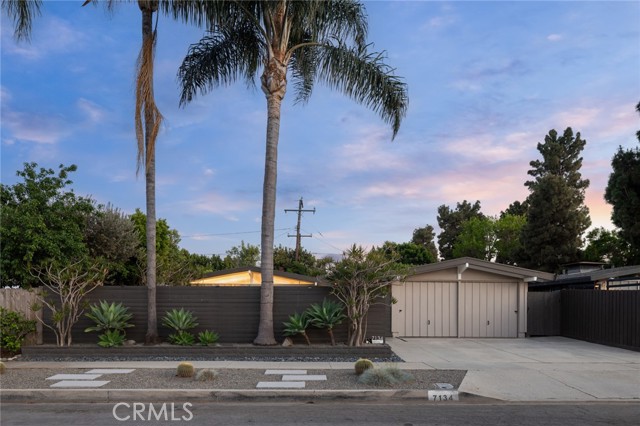 Details for 7134 Rosebay Street, Long Beach, CA 90808