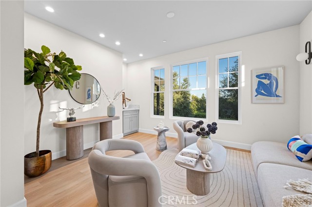 600 Baldwin Court, Sierra Madre CA: https://media.crmls.org/medias/ae8b6c82-bcd7-49c2-9272-f12f177ed5c2.jpg