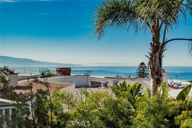 2451 Silverstrand Avenue, Hermosa Beach, California 90254, 2 Bedrooms Bedrooms, ,1 BathroomBathrooms,Residential,Sold,Silverstrand,SB23034898