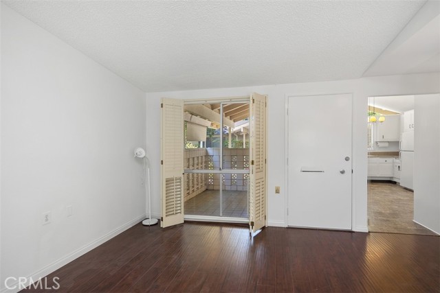 Detail Gallery Image 8 of 40 For 542 via Estrada a,  Laguna Woods,  CA 92637 - 2 Beds | 2 Baths