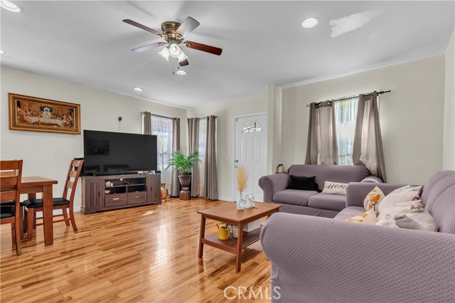 Detail Gallery Image 10 of 25 For 2063 E Knopf, Compton,  CA 90222 - 2 Beds | 1 Baths