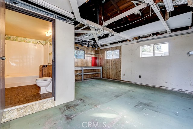 Detail Gallery Image 19 of 35 For 340 Avenue F, Redondo Beach,  CA 90277 - 3 Beds | 2 Baths