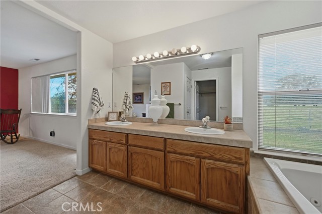 Detail Gallery Image 19 of 31 For 18841 Spyglass, Hidden Valley Lake,  CA 95467 - 3 Beds | 2 Baths