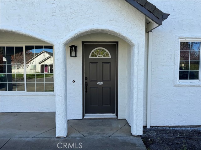 Detail Gallery Image 4 of 9 For 1044 Southampton, Chico,  CA 95926 - 3 Beds | 2/1 Baths