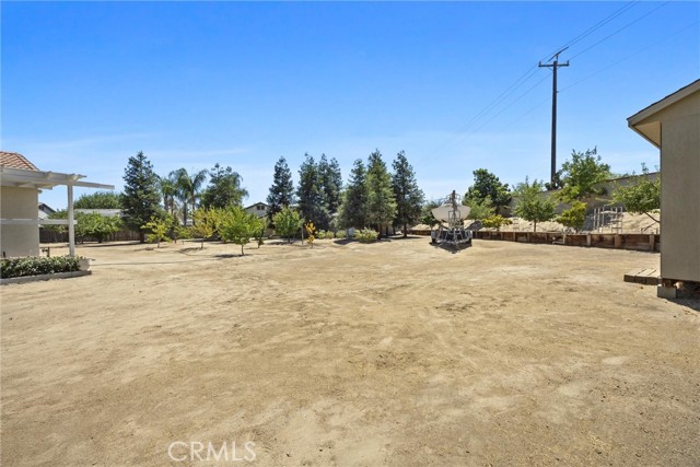 Detail Gallery Image 31 of 37 For 12805 Monterey Beach Dr, Bakersfield,  CA 93311 - 4 Beds | 3/1 Baths