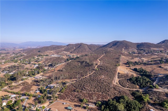 31355 Wild Lilac, Menifee CA: https://media.crmls.org/medias/ae91b628-60f1-497b-bc49-aee3a464c608.jpg