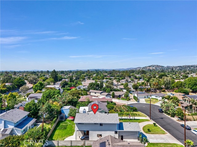 14141 Clarissa Lane, North Tustin CA: https://media.crmls.org/medias/ae9283d6-4ab7-4caa-aeb2-cb1411b1b4a5.jpg