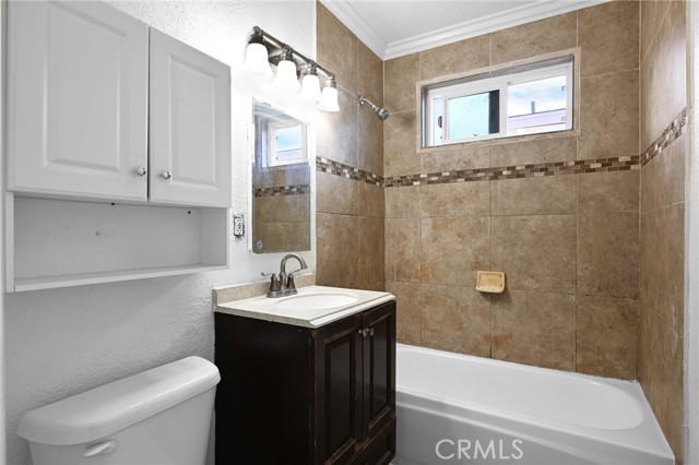 Detail Gallery Image 17 of 53 For 426 Grant St, Oceanside,  CA 92054 - 8 Beds | 6 Baths